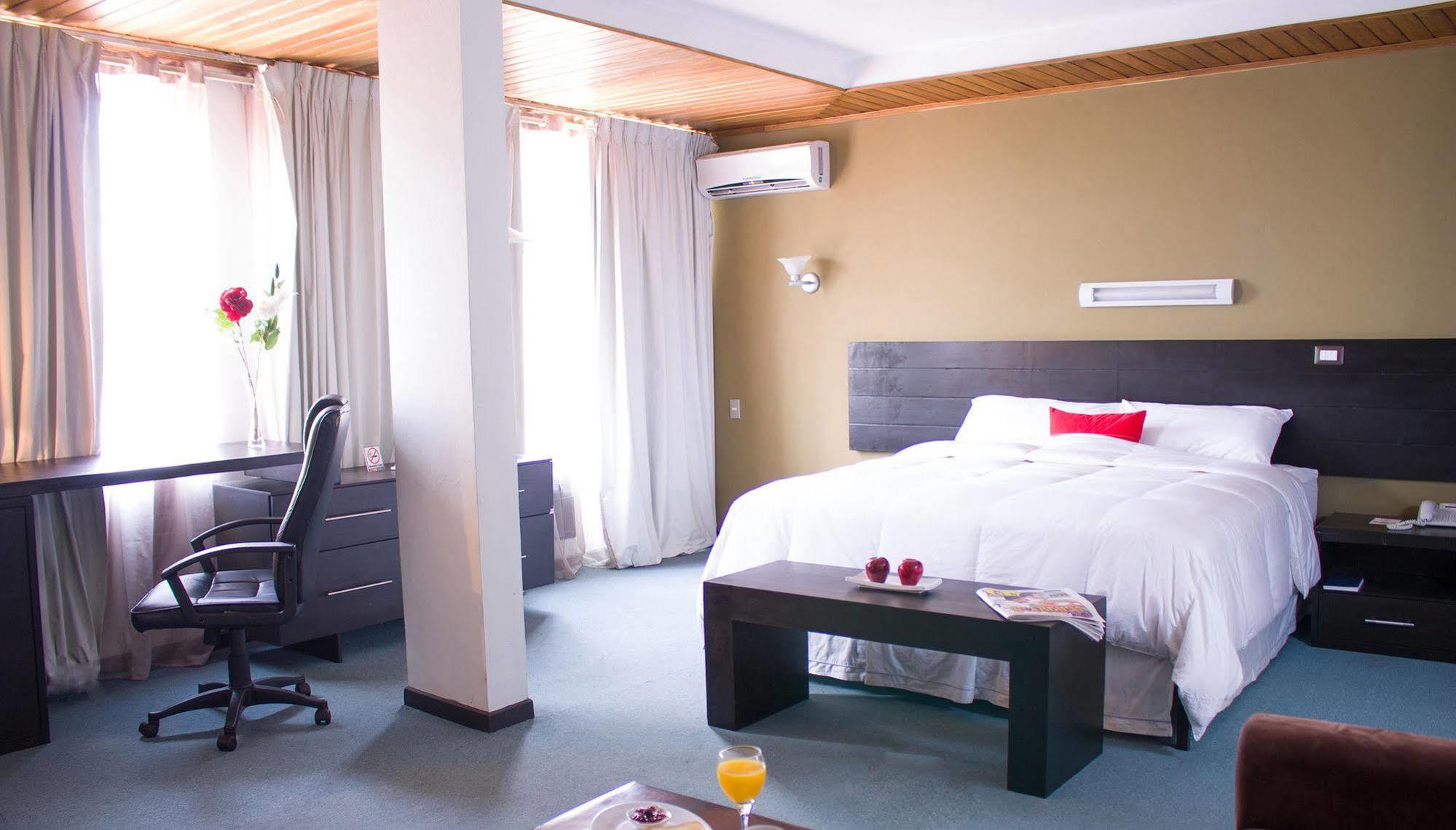 Hotel Ramada Inn San Salvador Eksteriør bilde
